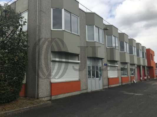 Local industriel  - 712m² - VILLEJUIF