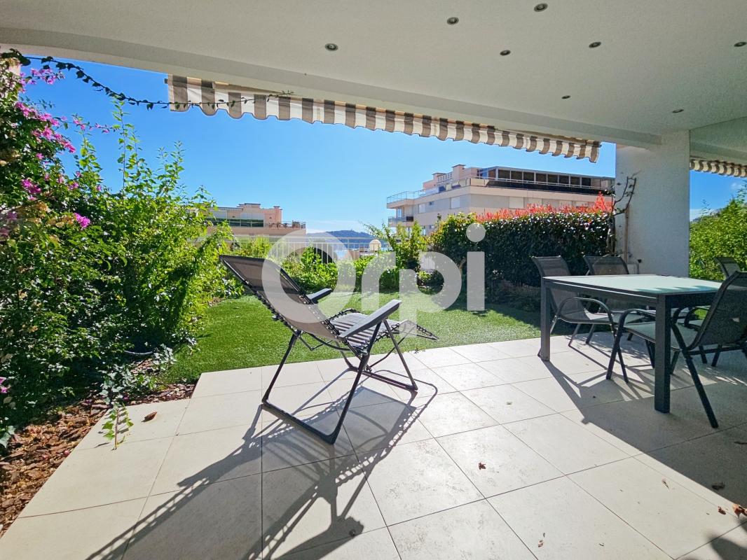 Appartement 2 pièces - 57m² - VILLEFRANCHE SUR MER