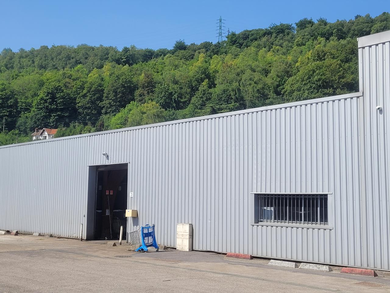 Local industriel  - 355m² - BAPEAUME LES ROUEN