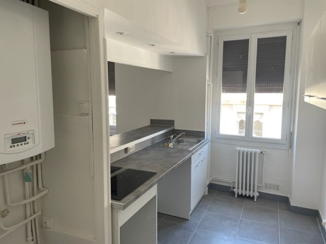 Appartement 3 pièces - 58m² - NIMES