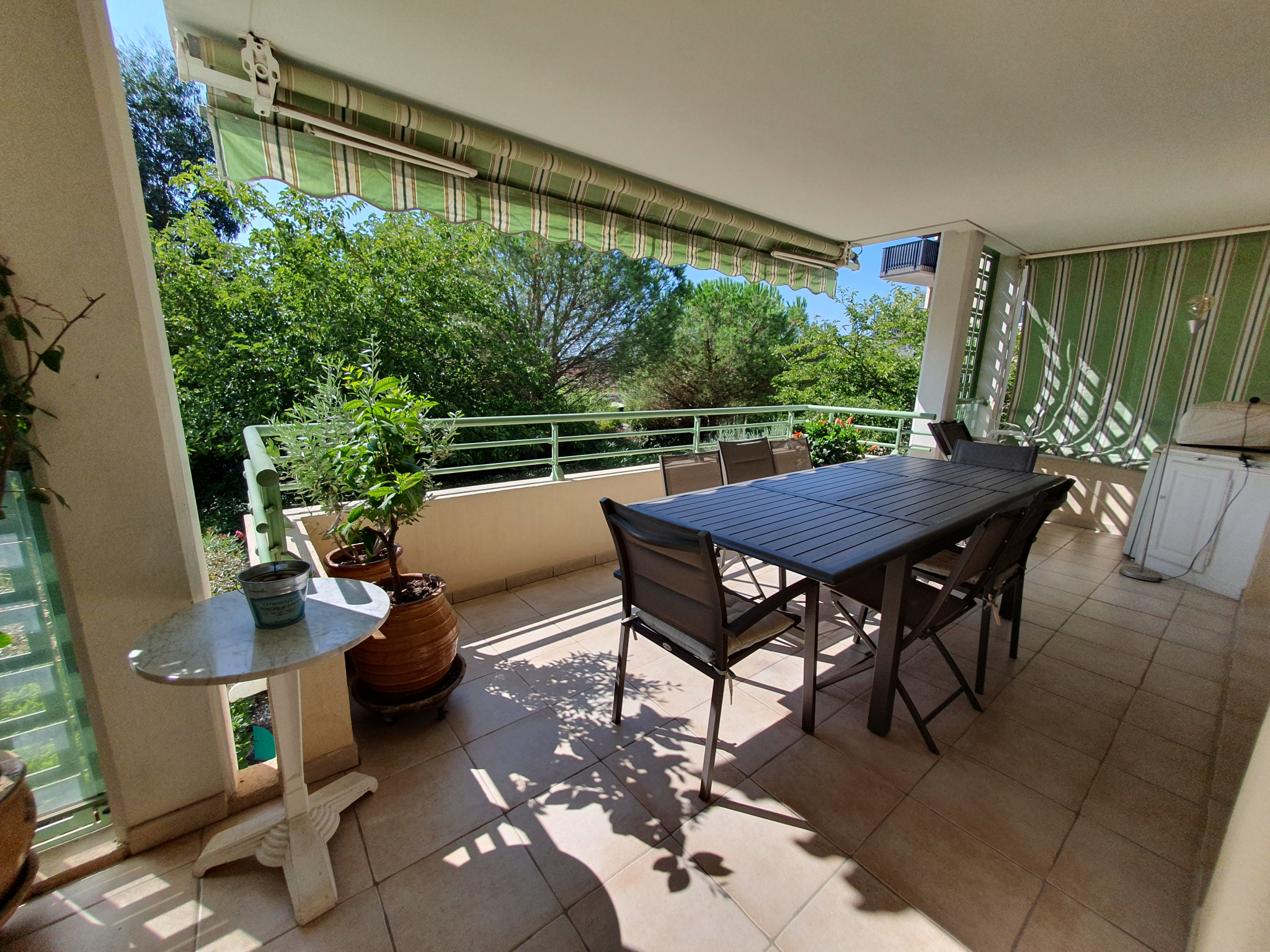 Appartement 3 pièces - 83m² - FREJUS