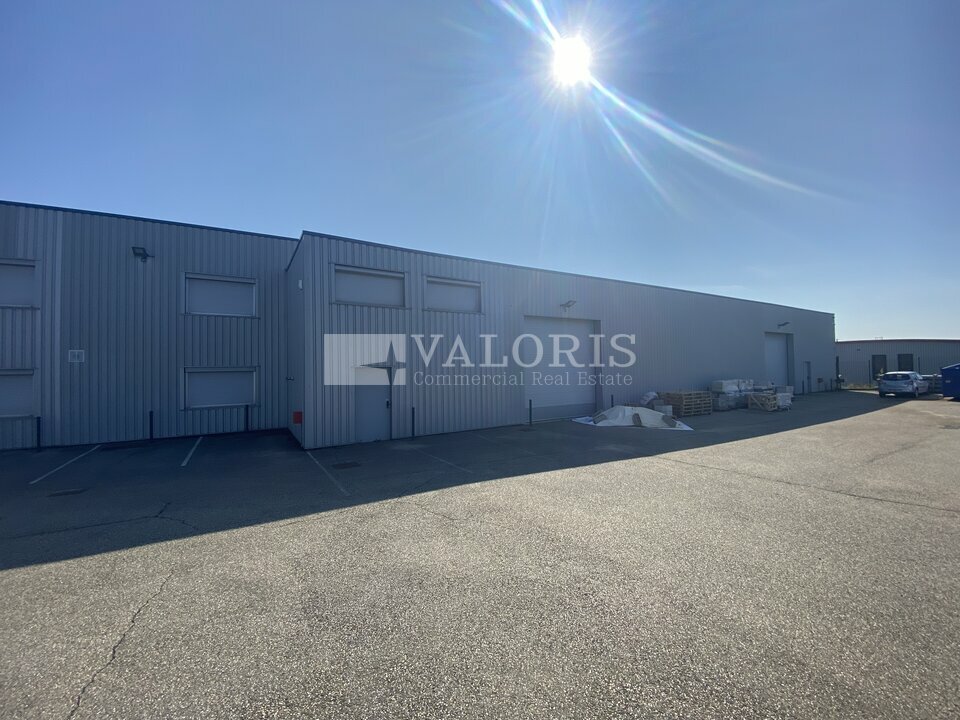 Local industriel  - 623m² - FLEURIEUX SUR L ARBRESLE