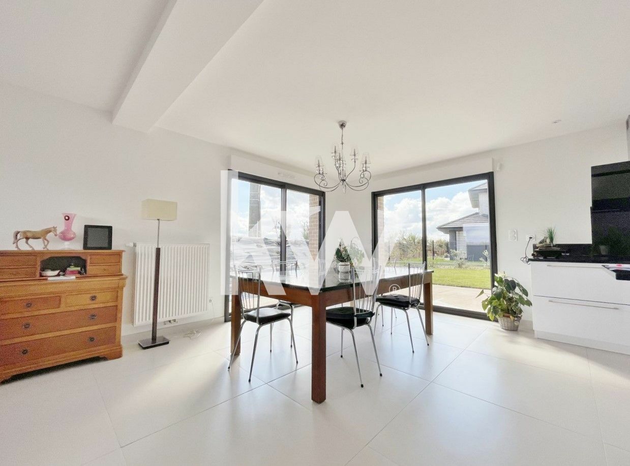 Maison 5 pièces - 160m²