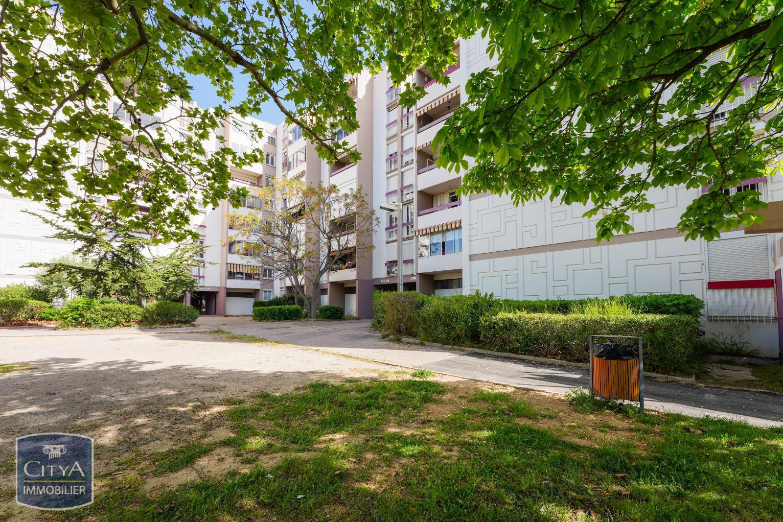 Appartement 3 pièces - 62m² - VITROLLES