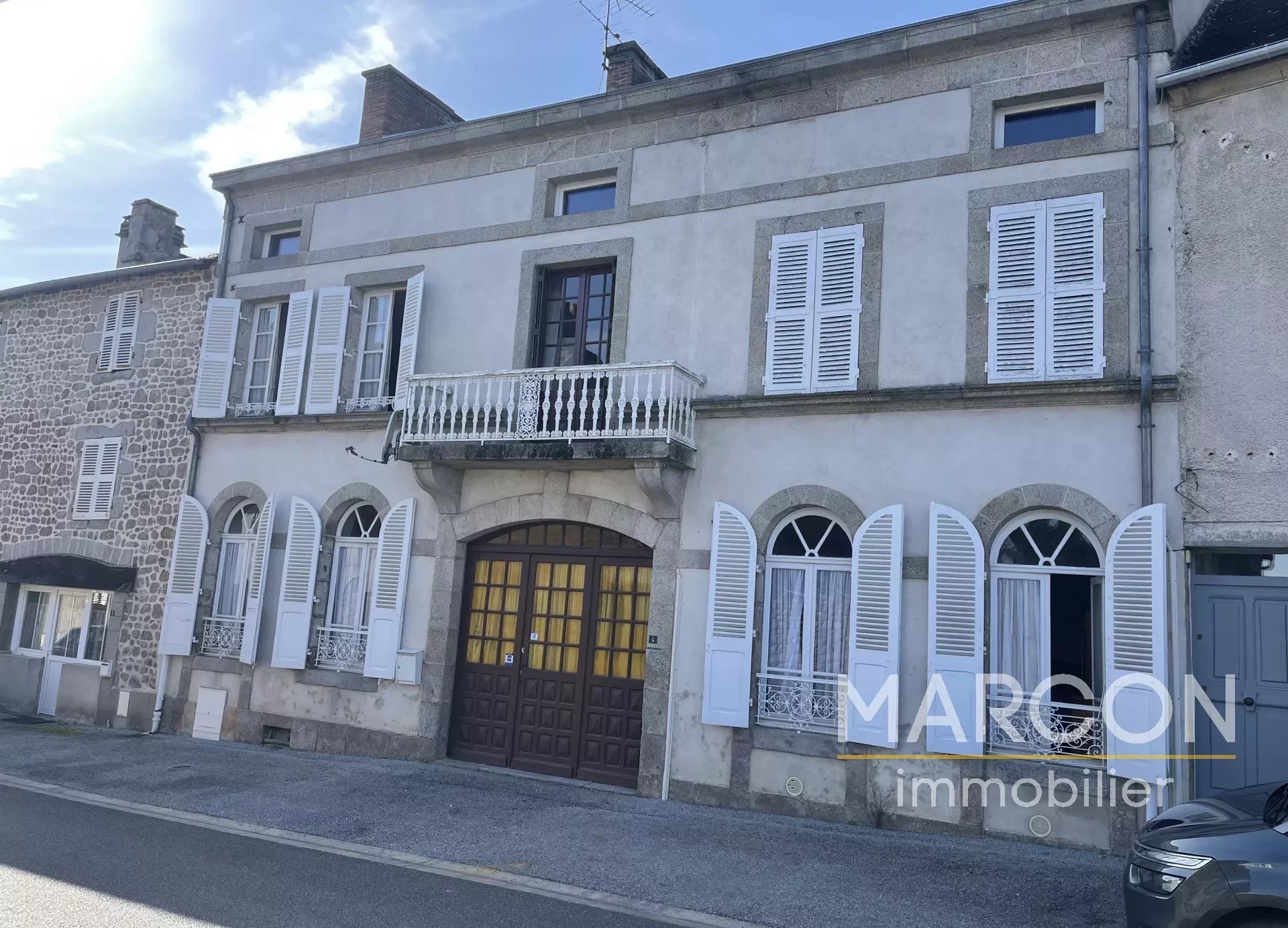 Maison 9 pièces - 170m² - BELLEGARDE EN MARCHE