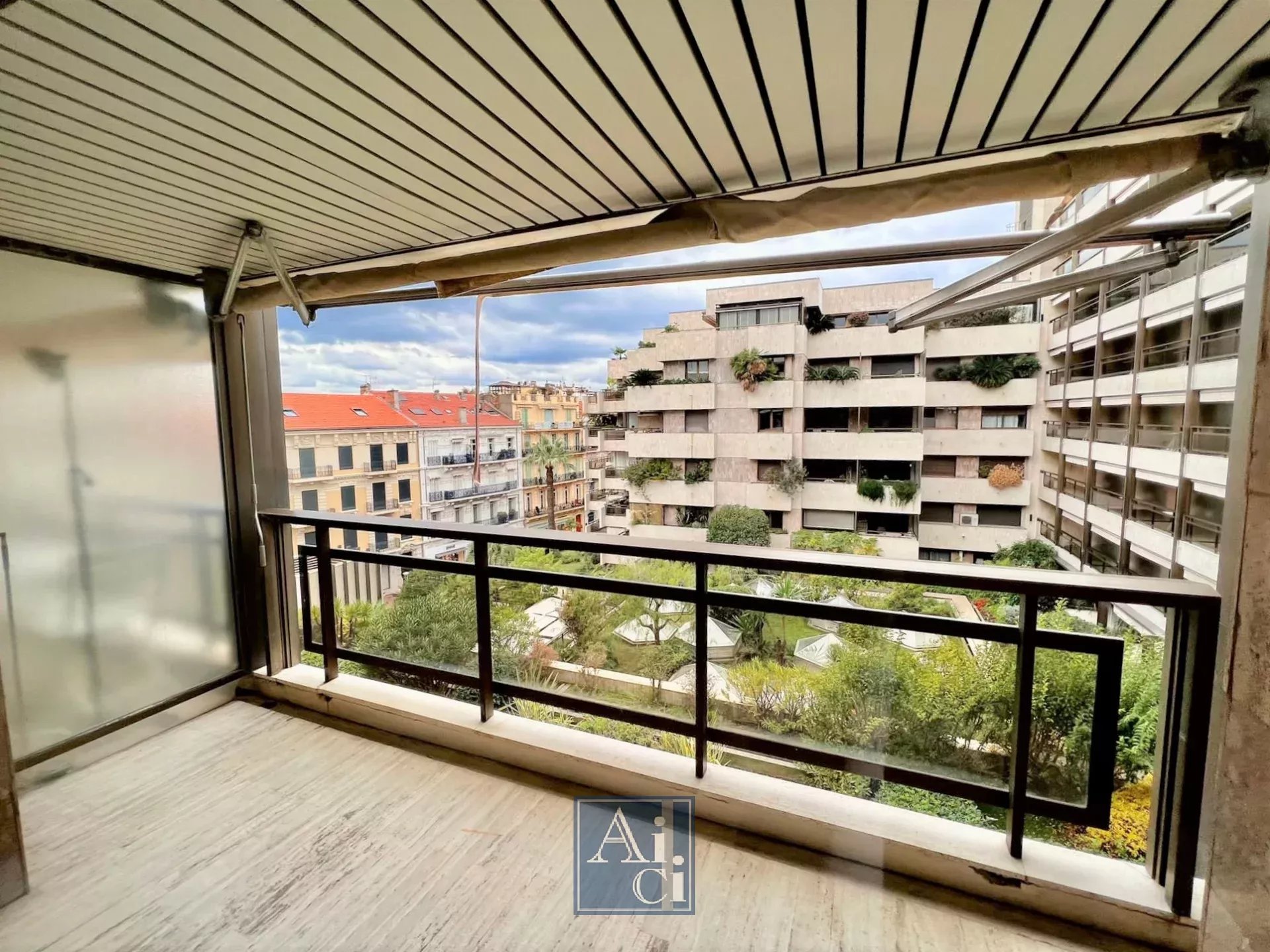 Appartement 1 pièce - 35m² - CANNES