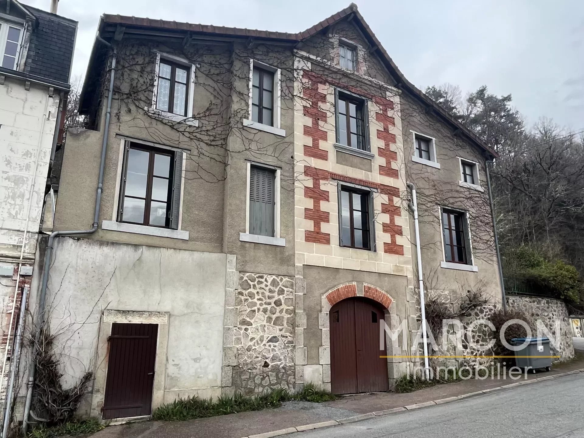 Maison 6 pièces - 140m² - AUBUSSON