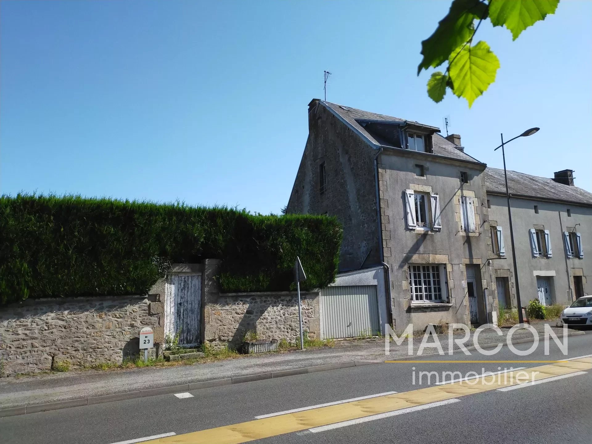 Maison 4 pièces - 128m² - ST SORNIN LEULAC