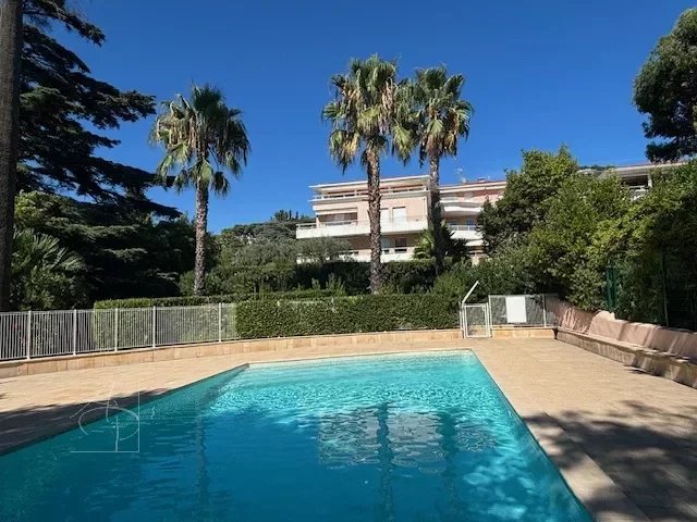 Appartement 3 pièces - 83m² - CANNES