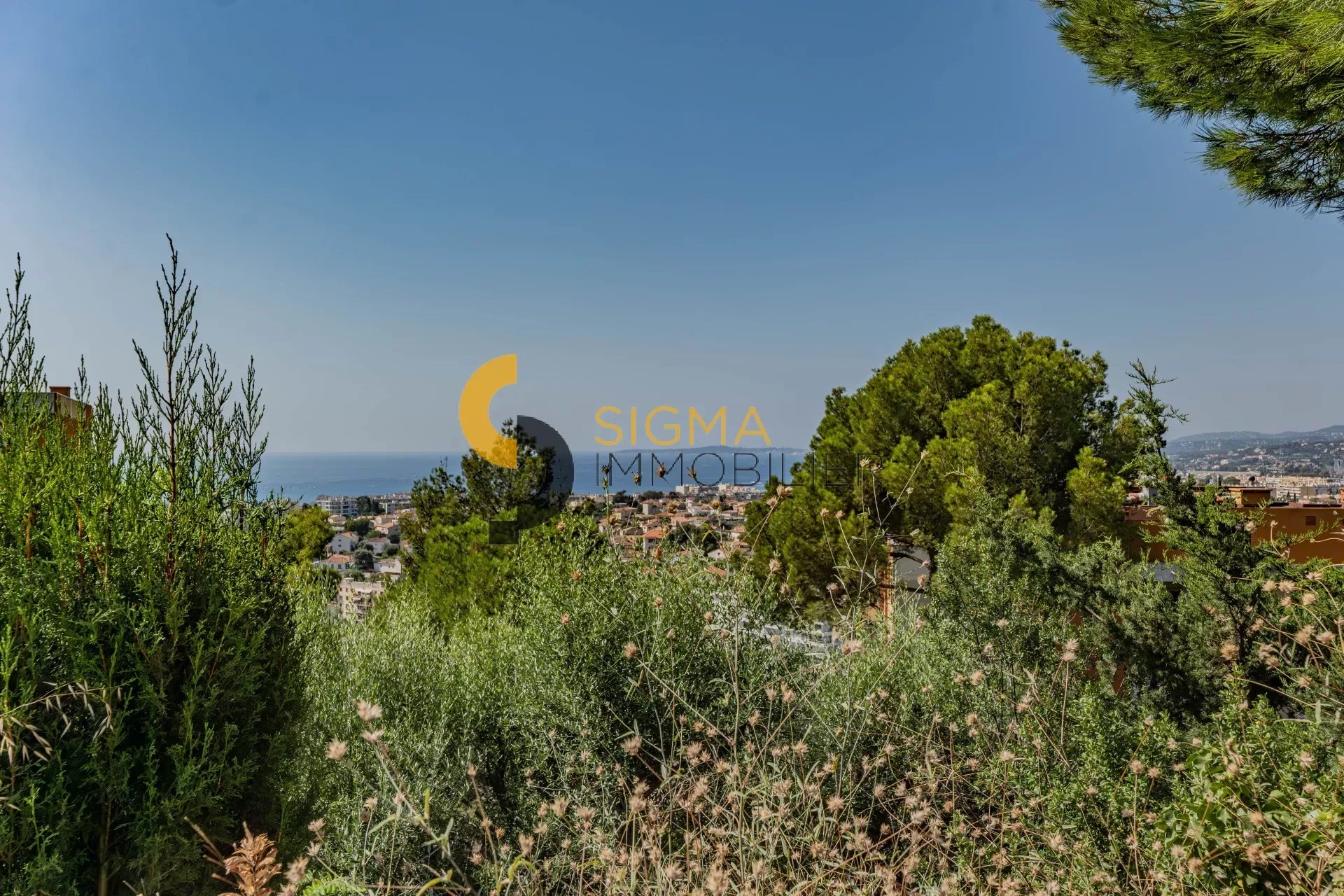 Terrain  - 714m² - CAGNES SUR MER