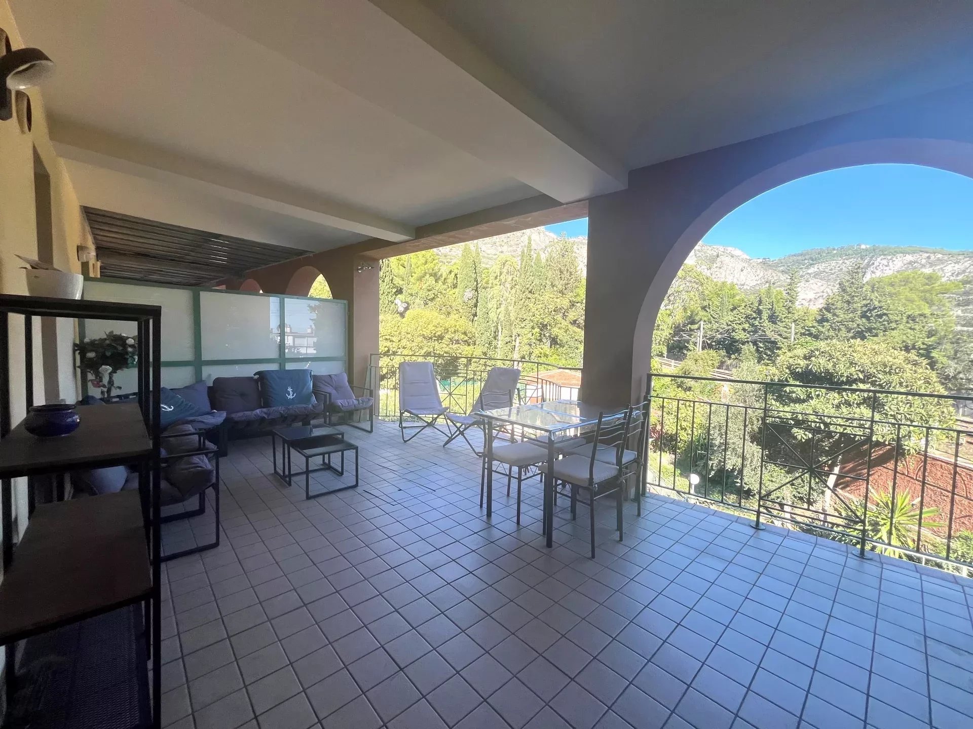 Appartement 2 pièces - 56m² - EZE