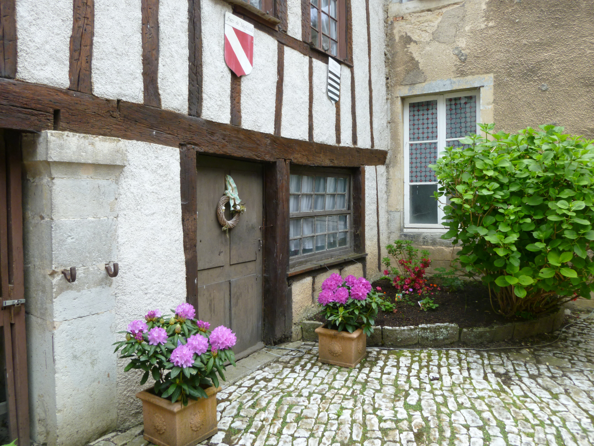 Maison 9 pièces - 215m² - BAUME LES DAMES