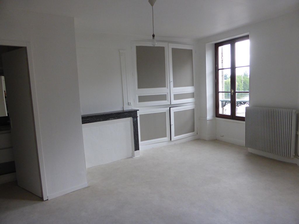 Appartement 1 pièce - 31m² - AUXERRE