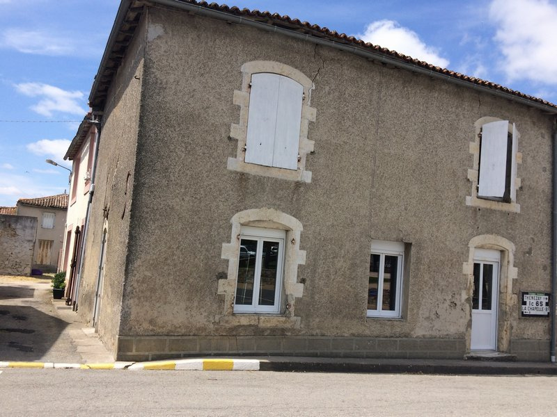 Maison 4 pièces - 112m² - LA PEYRATTE