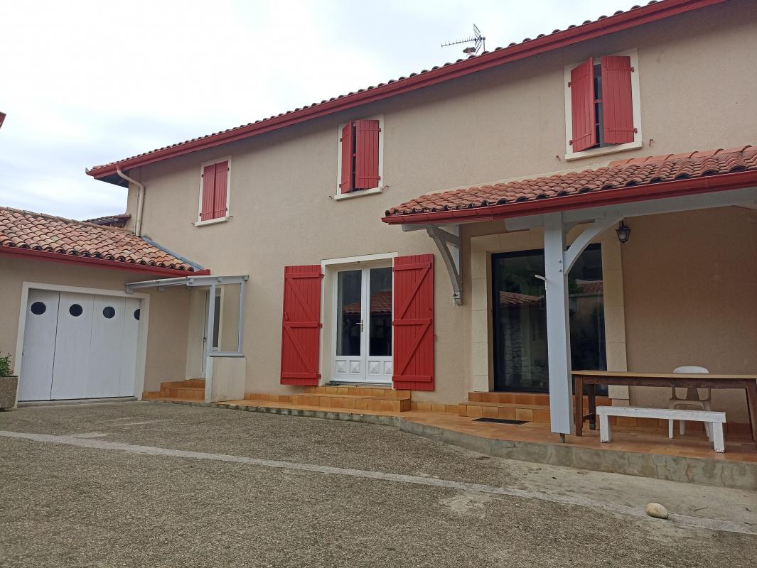 Maison 5 pièces - 142m² - MONTAUT