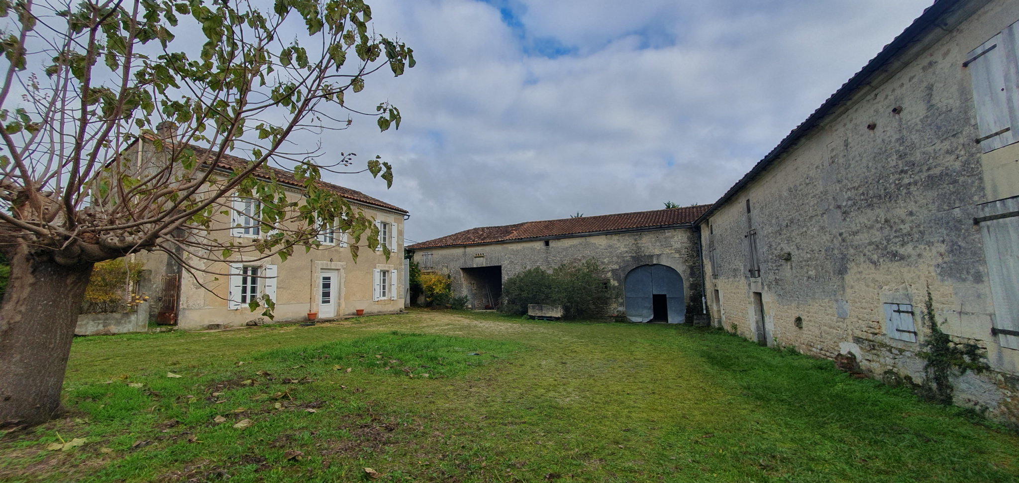 Maison 6 pièces - 116m² - ST SATURNIN