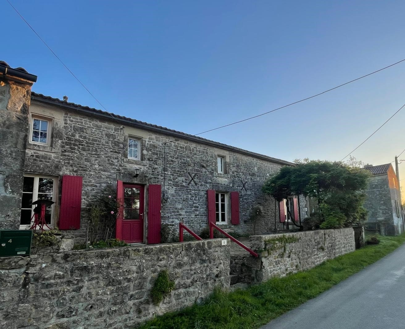 Maison 5 pièces - 138m² - FOUSSAIS PAYRE