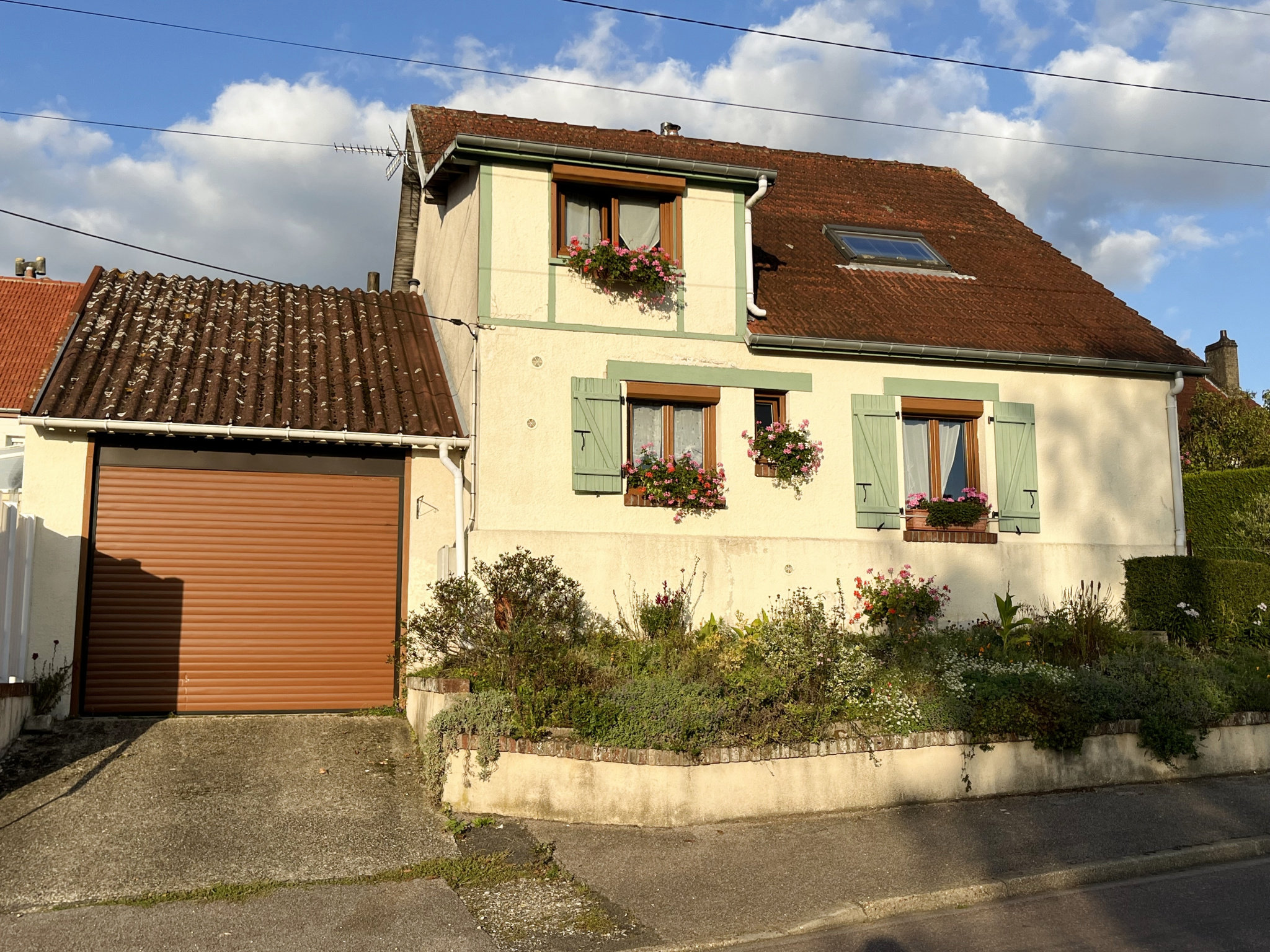 Maison 3 pièces - 70m² - NEUFCHATEL EN BRAY