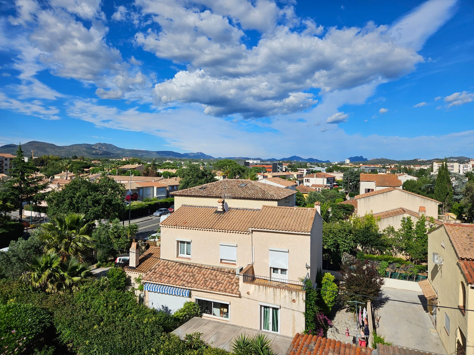 Appartement 4 pièces - 83m² - FREJUS