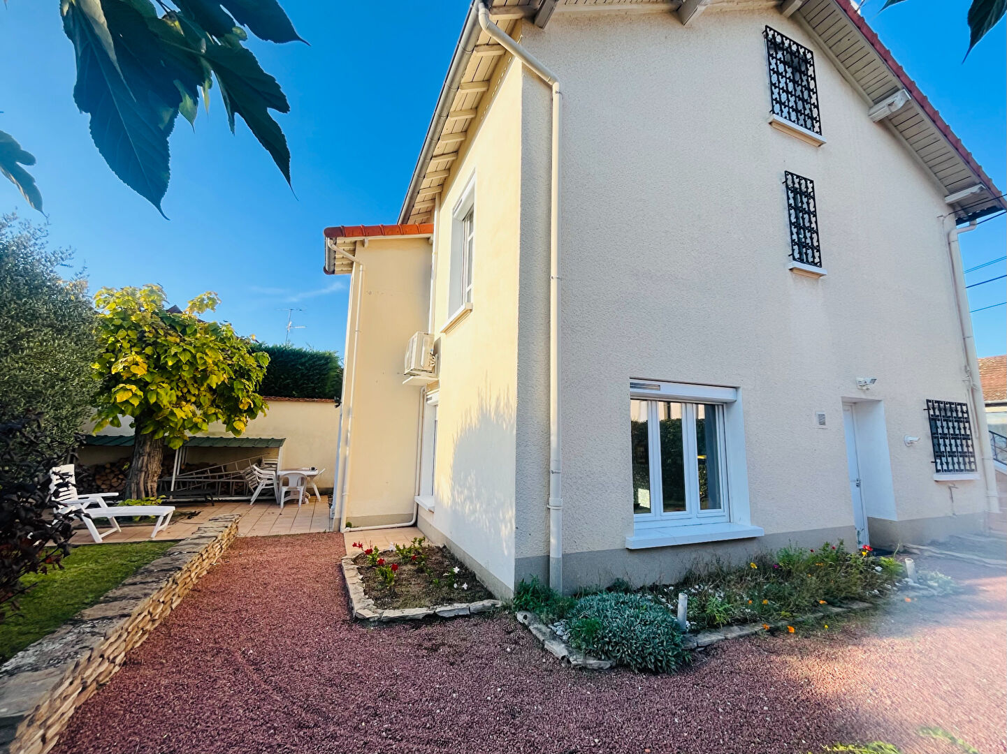 Maison 7 pièces - 131m² - ROANNE