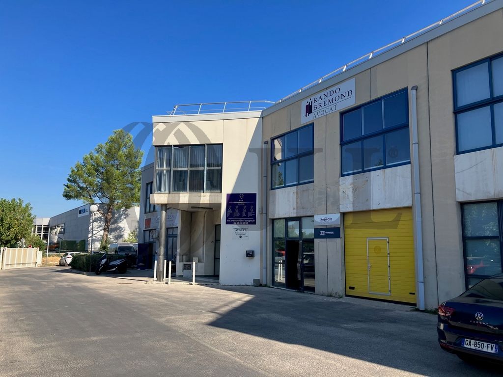 Local Professionnel  - 164m² - AUBAGNE