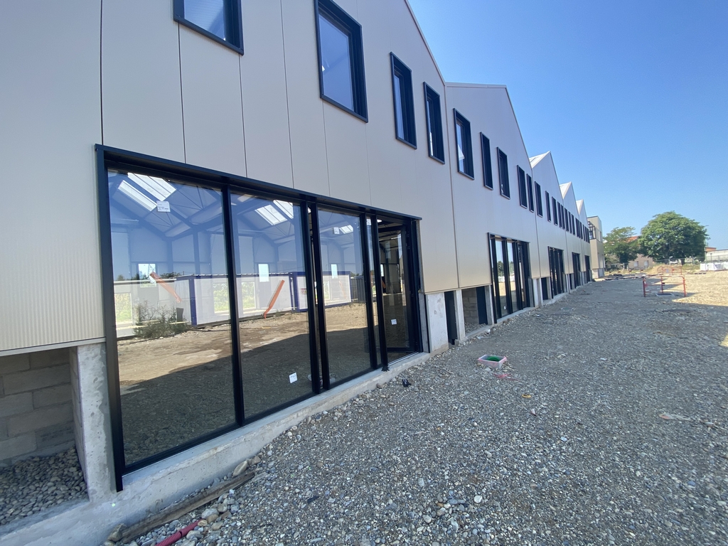 Local industriel  - 1 471m² - TOUSSIEU