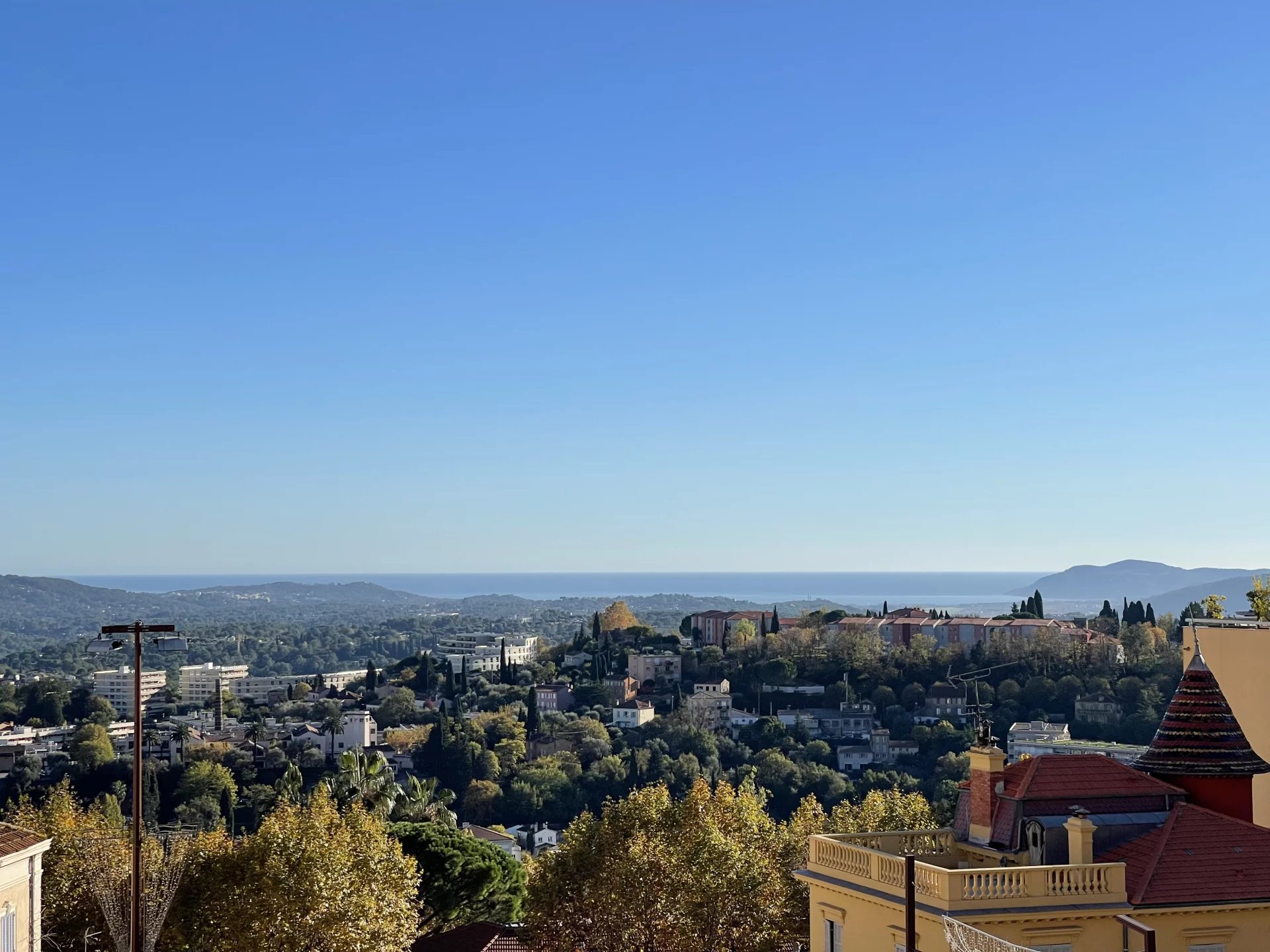 Appartement 3 pièces - 53m² - GRASSE