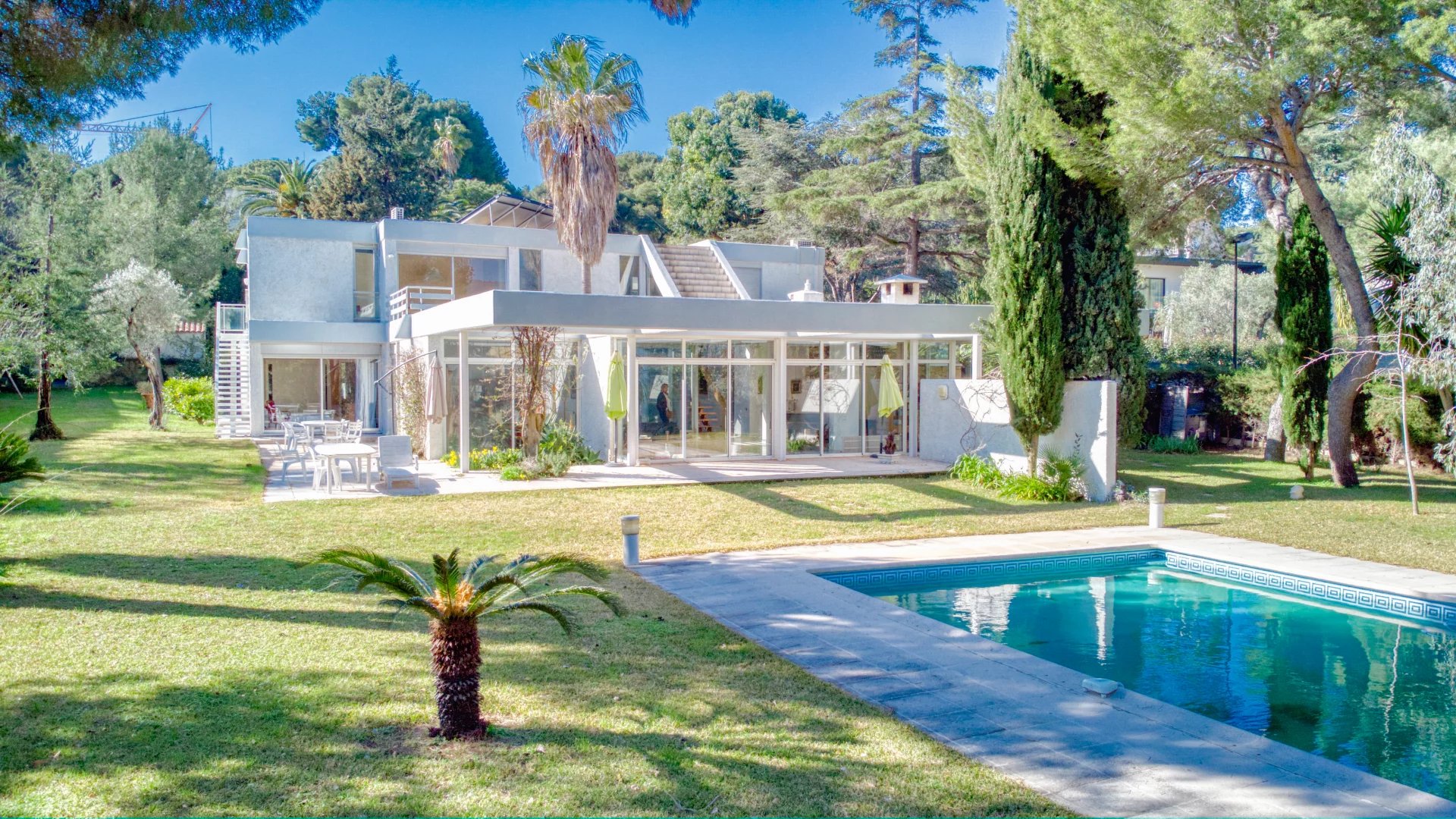 Maison 9 pièces - 350m² - ST JEAN CAP FERRAT