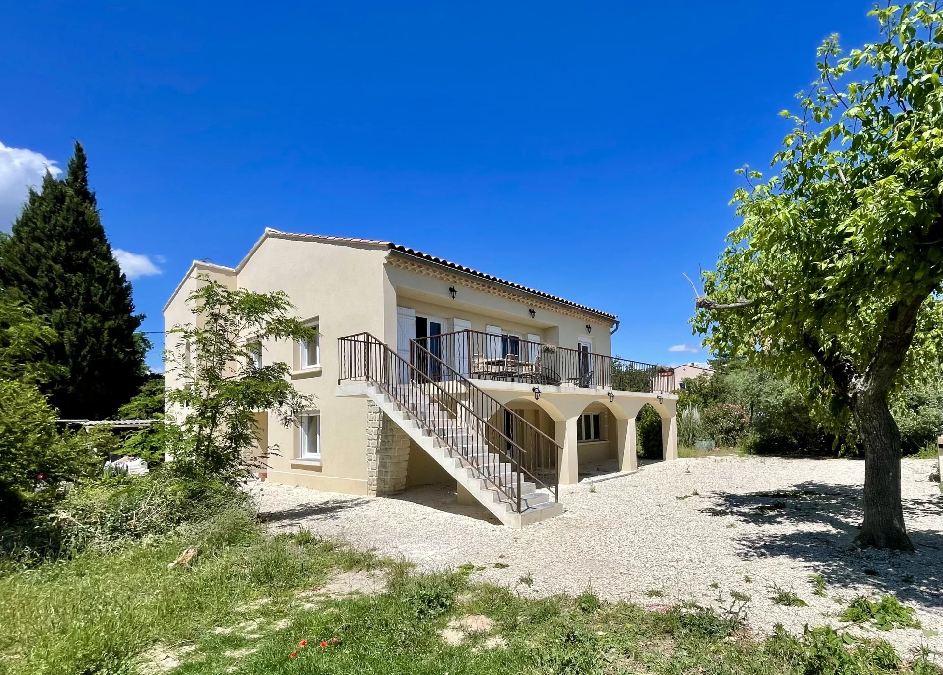 Maison 7 pièces - 175m² - CARPENTRAS