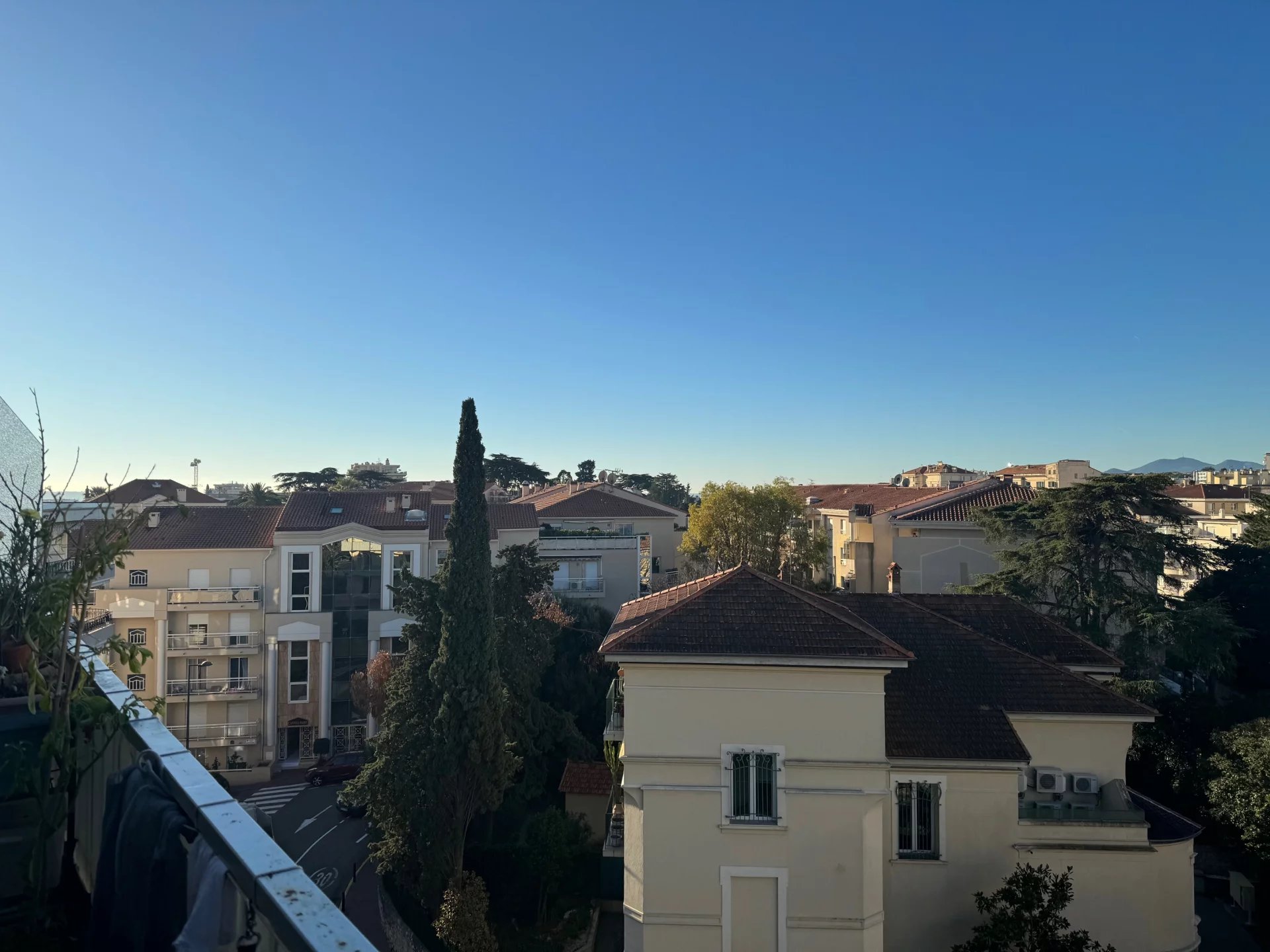 Appartement 1 pièce - 24m² - CANNES