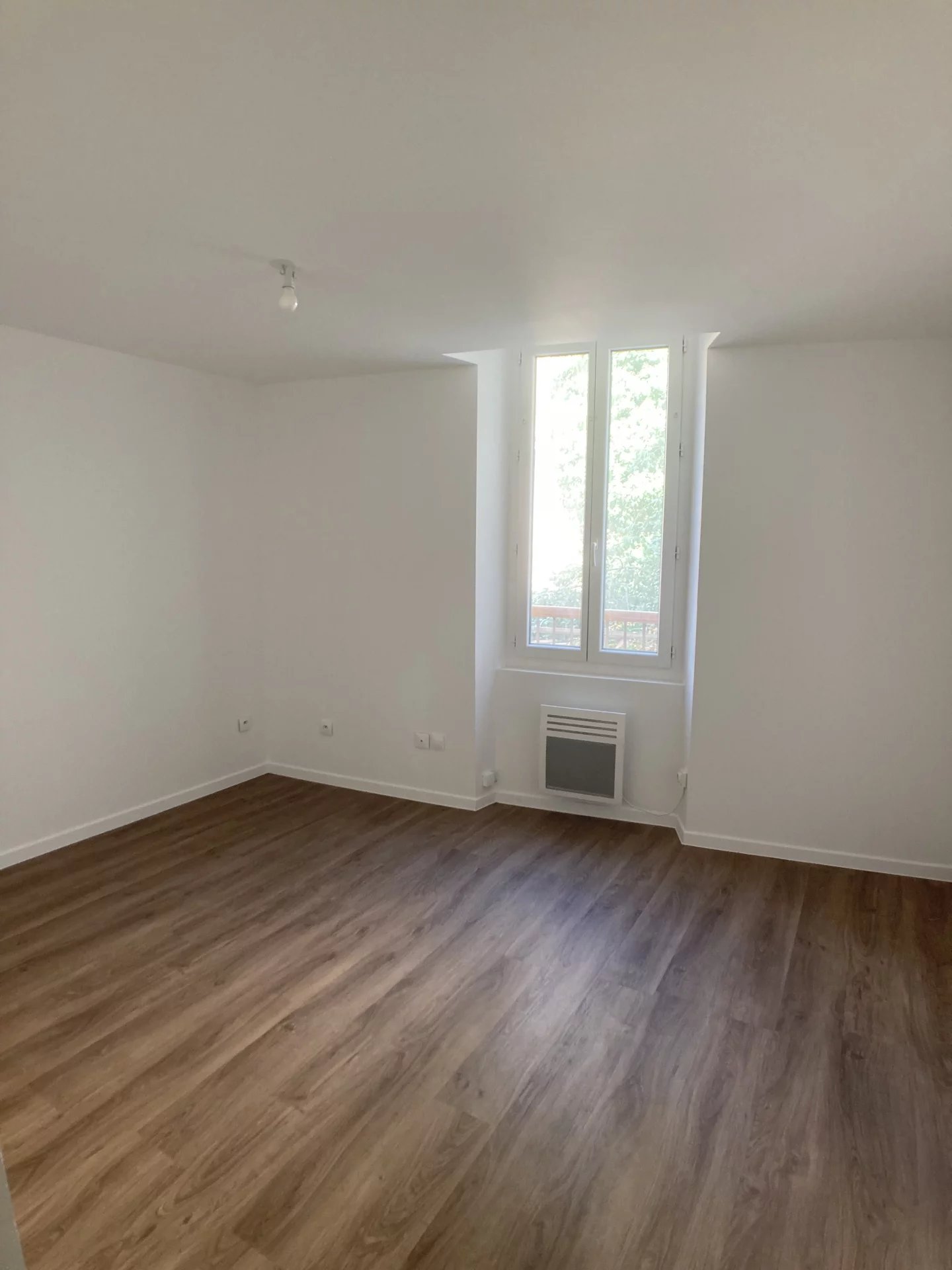 Appartement 1 pièce - 29m² - AURIOL