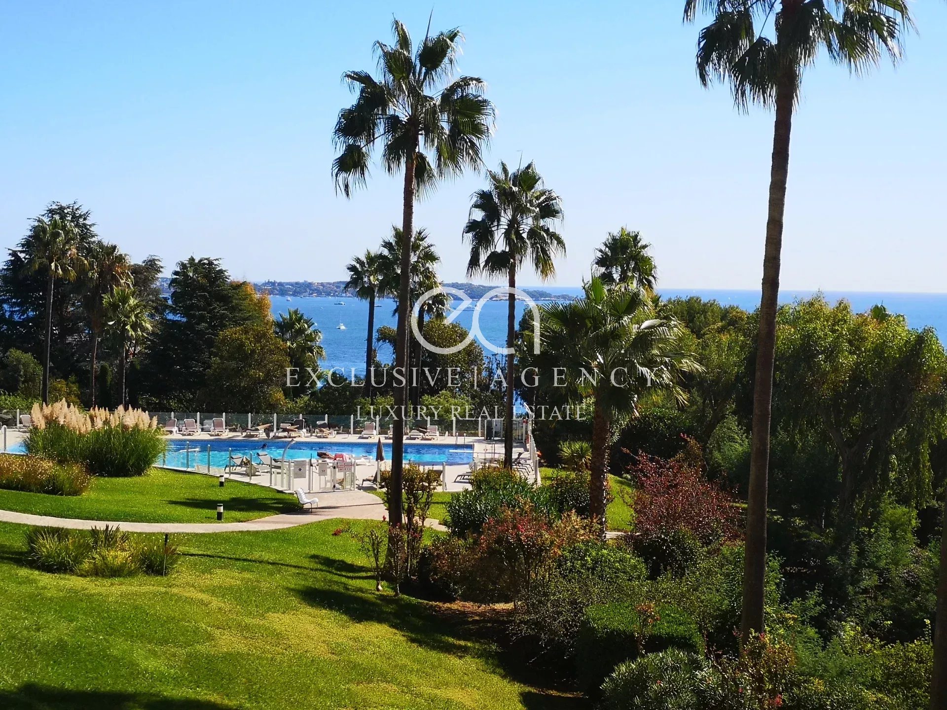 Appartement 2 pièces - 54m² - CANNES