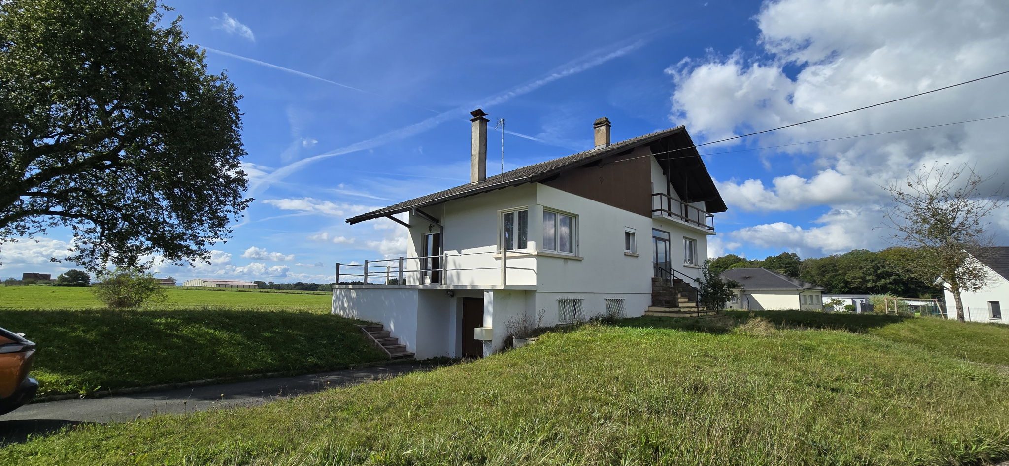 Maison 5 pièces - 123m² - LACHAPELLE SOUS ROUGEMONT