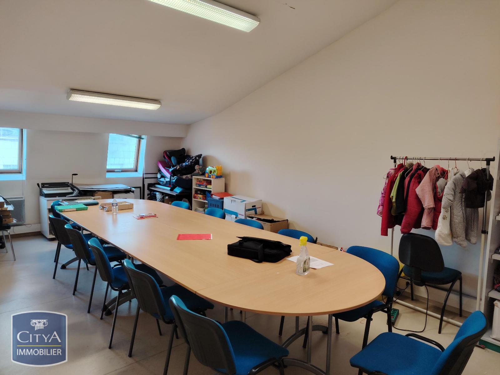 Local Professionnel  - 175m² - PERIGUEUX