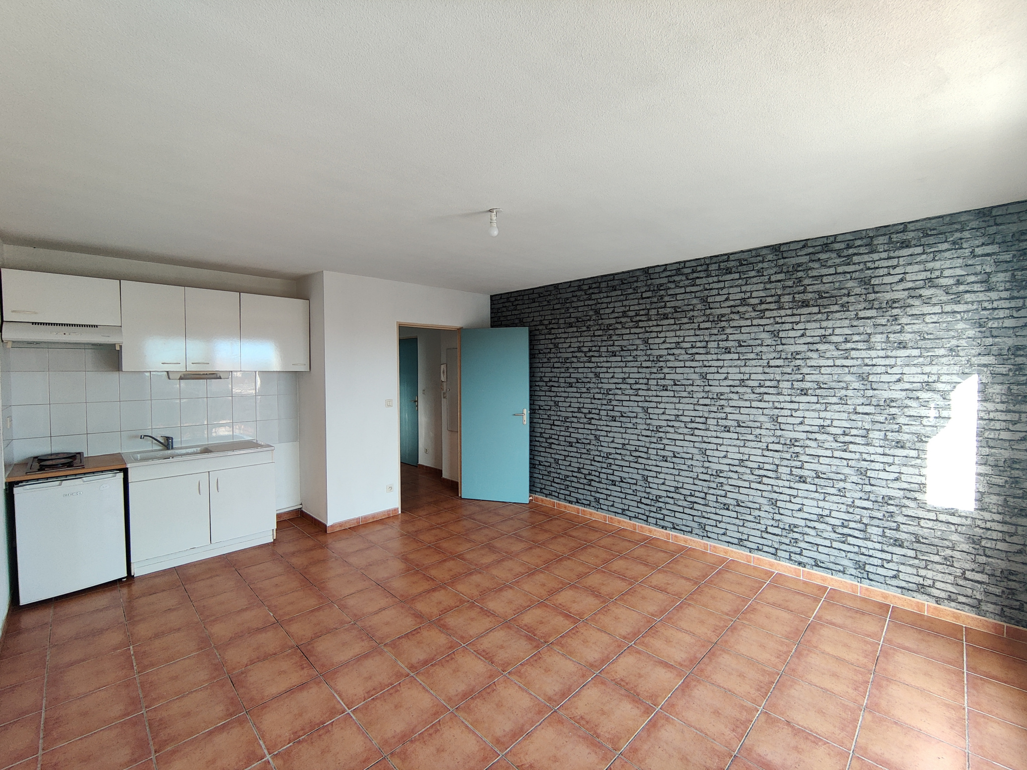 Appartement 1 pièce - 30m² - NIMES