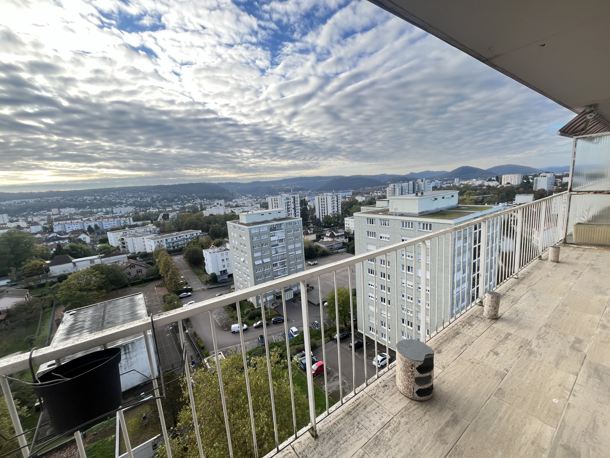 Appartement 5 pièces - 91m² - BESANCON