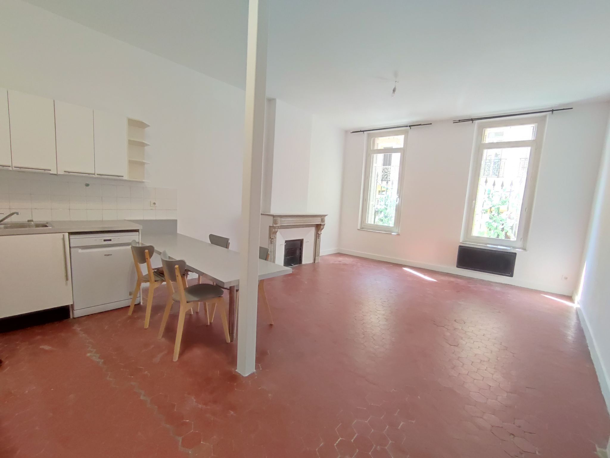 Appartement 3 pièces - 66m² - MARSEILLE  - 6ème