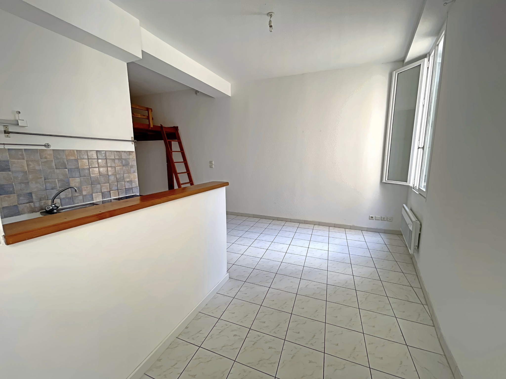 Appartement 1 pièce - 28m² - MONTPELLIER