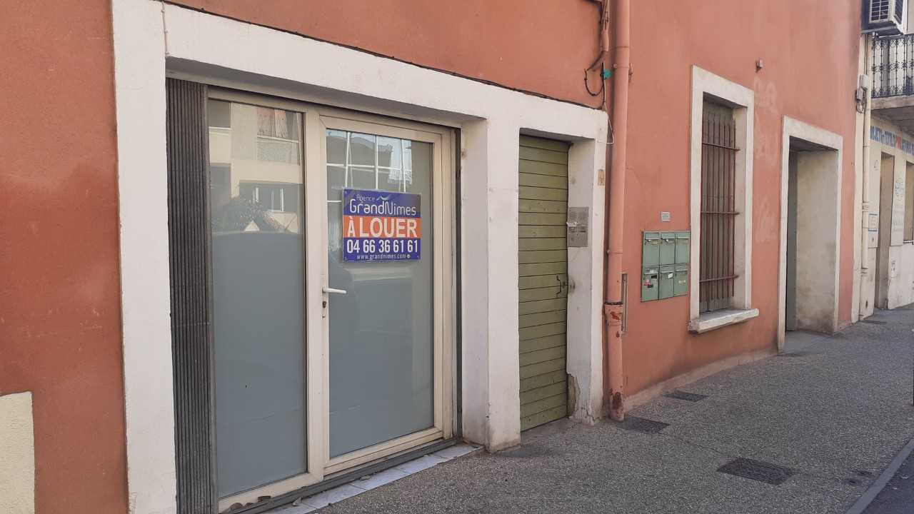 Local Professionnel  - 11m² - NIMES