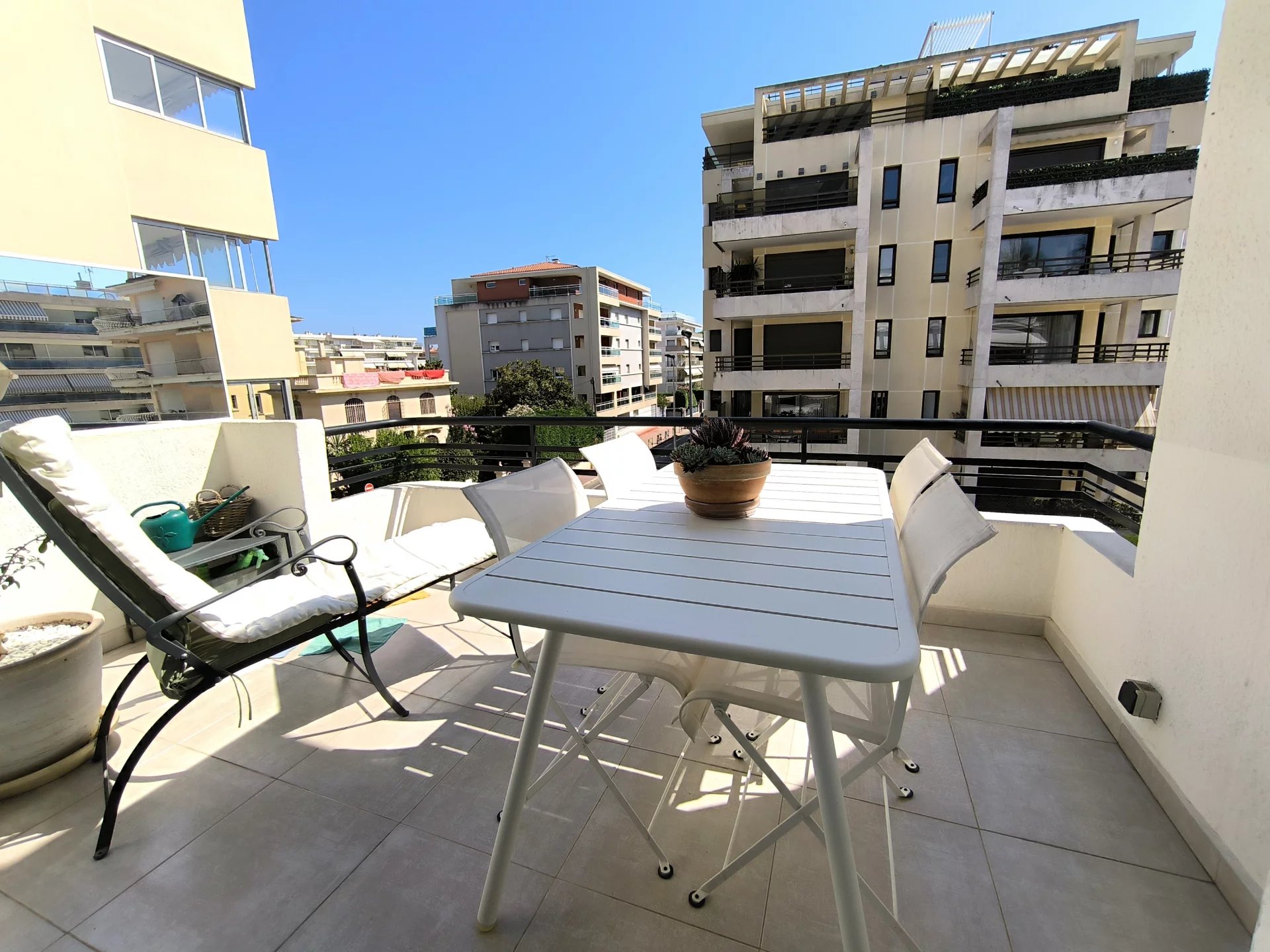 Appartement 3 pièces - 91m² - CANNES