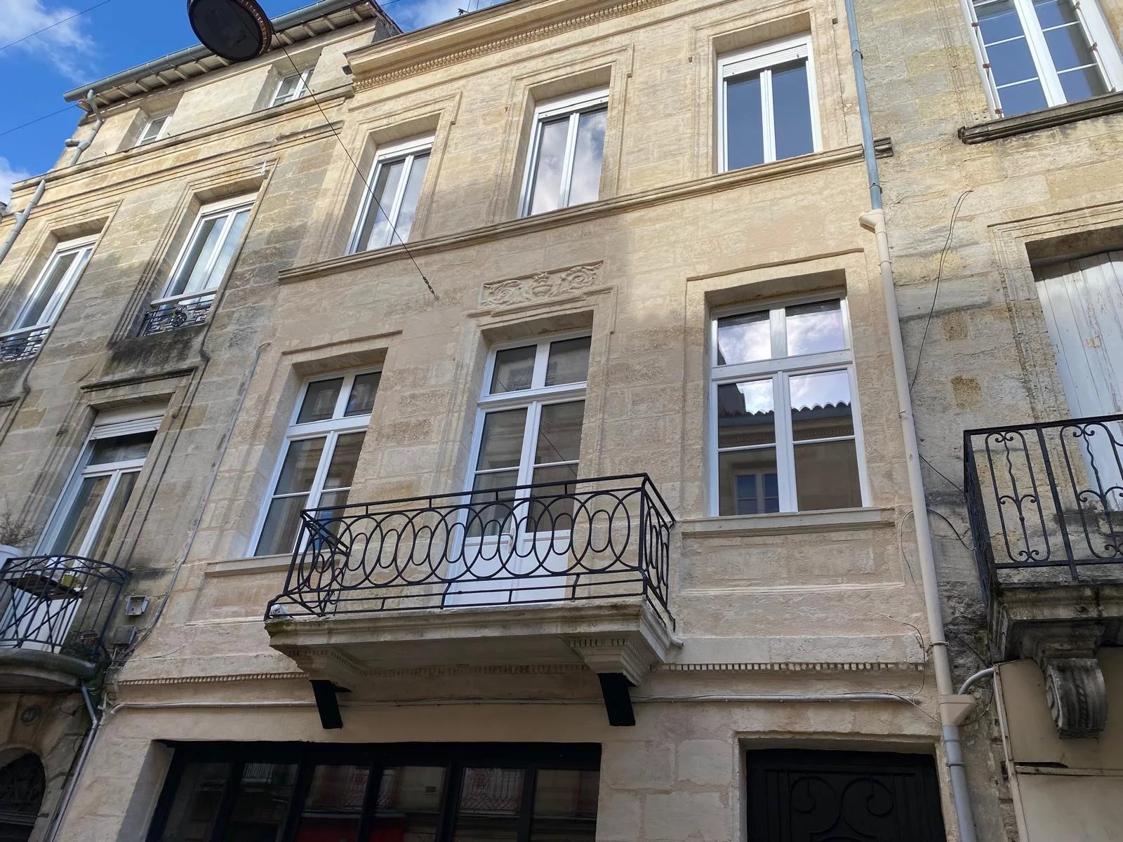 Appartement  - 64m² - BORDEAUX