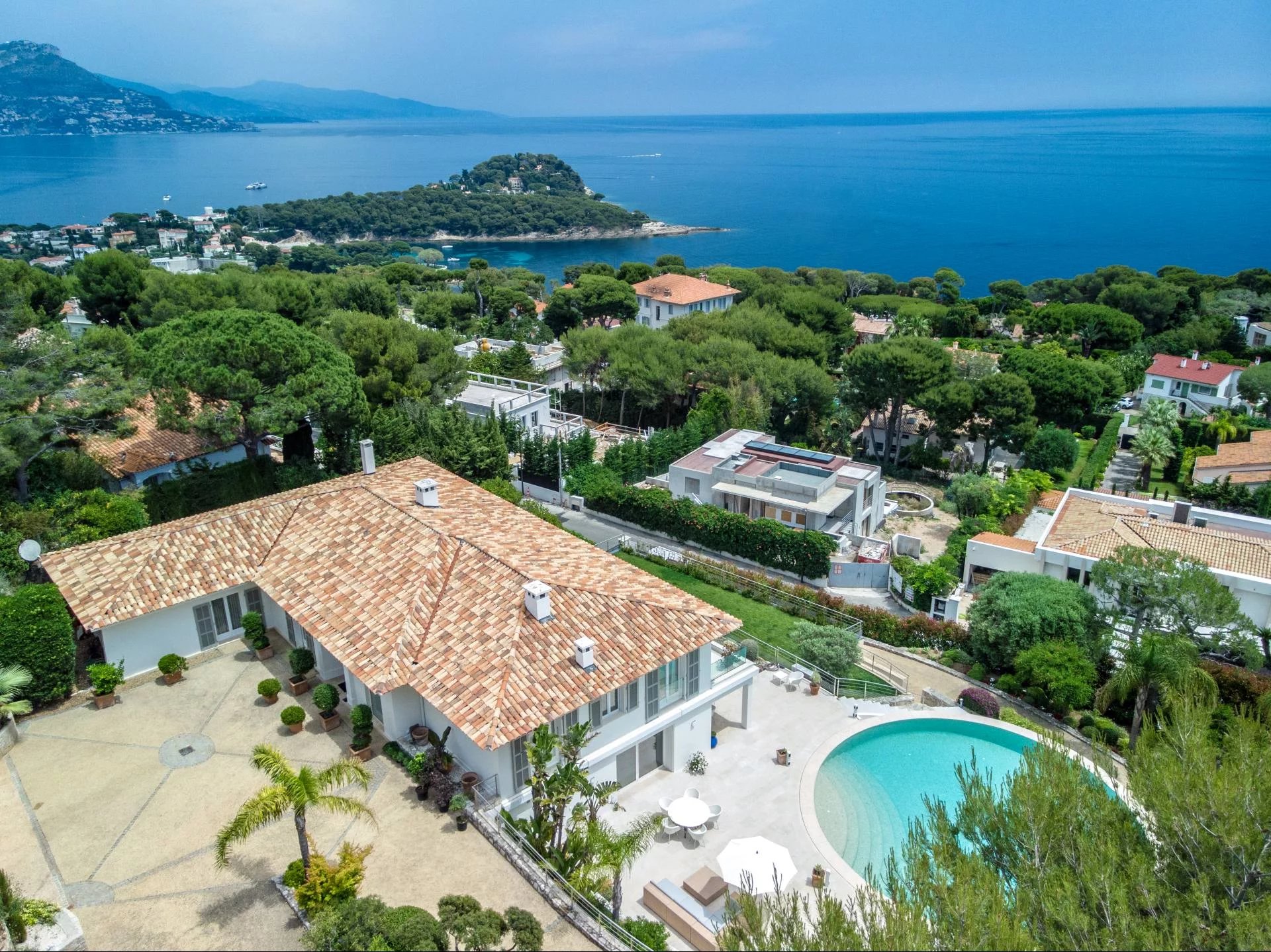 Maison 10 pièces - 467m² - ST JEAN CAP FERRAT