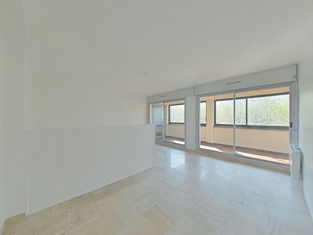 Appartement 4 pièces - 105m² - ROMANS SUR ISERE