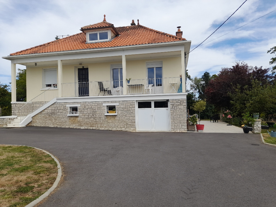 Maison 4 pièces - 80m² - SAVIGNAC LEDRIER