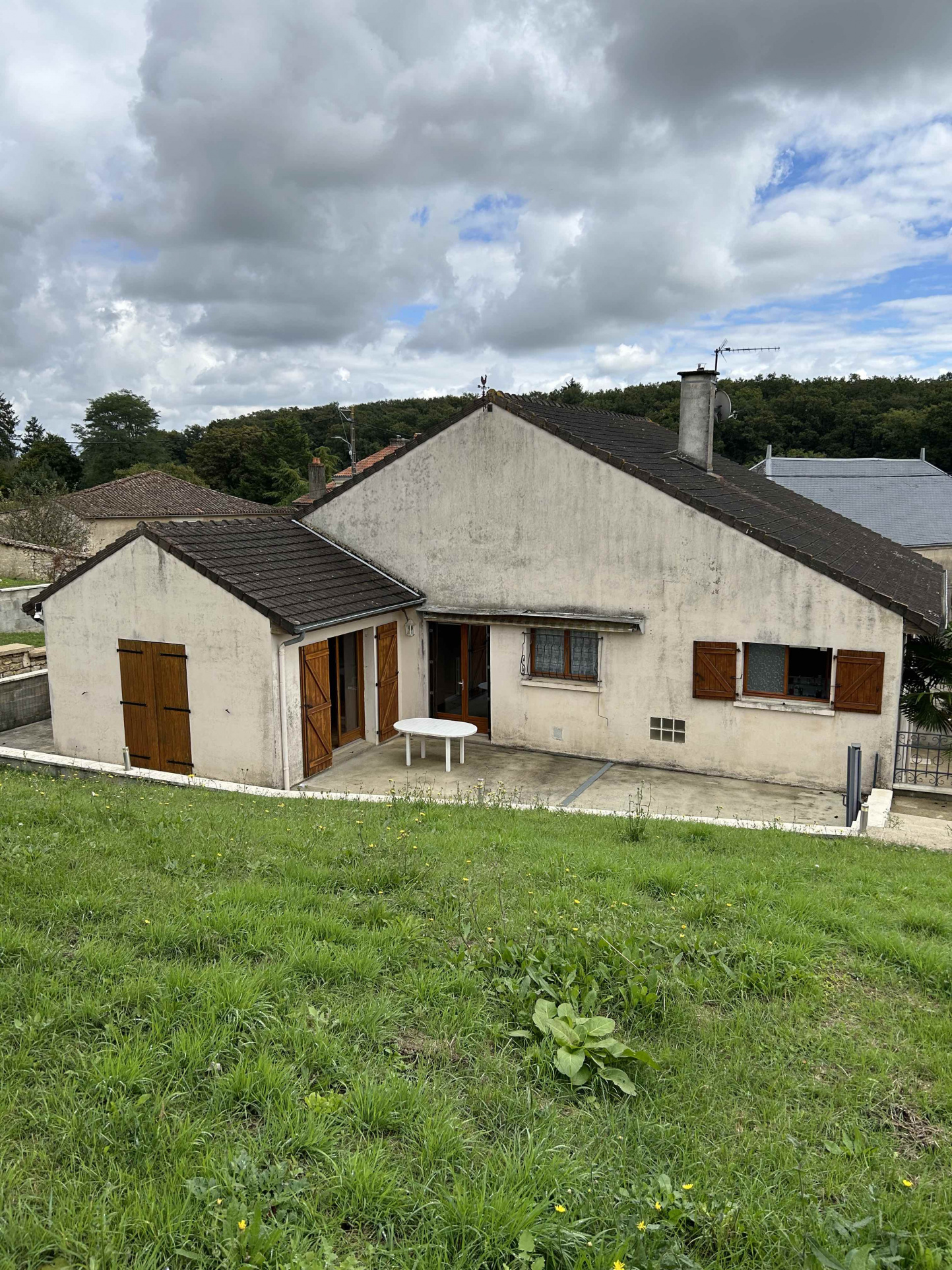 Maison 5 pièces - 125m² - LUSIGNAN