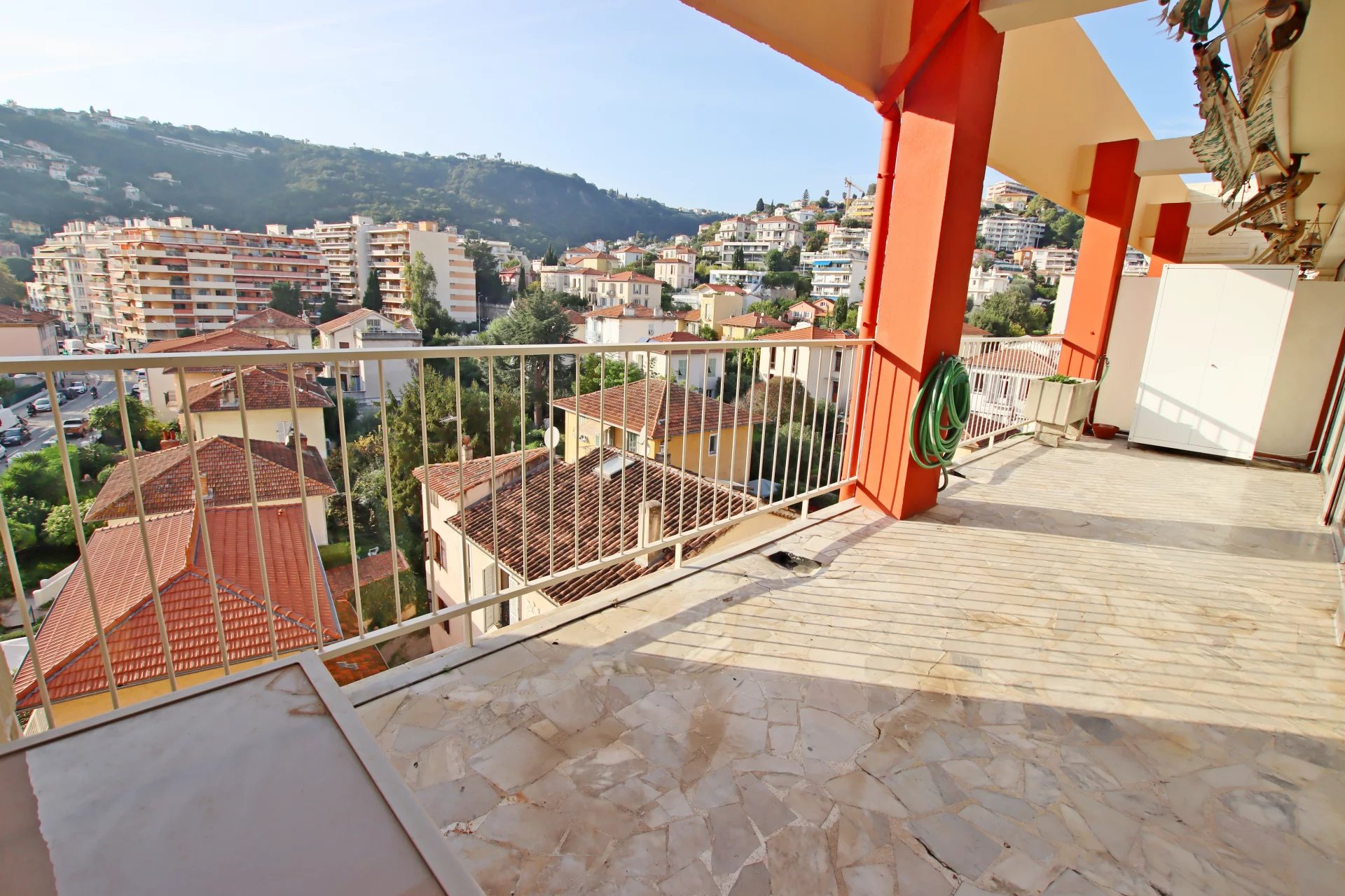 Appartement 3 pièces - 71m² - NICE