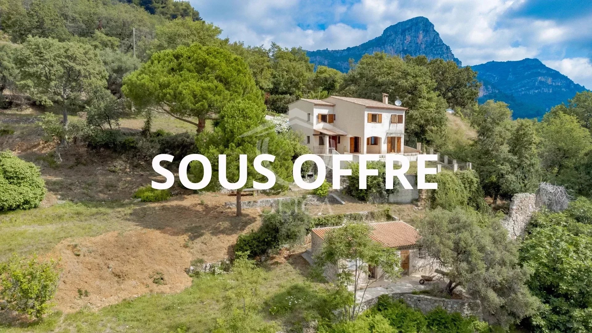 Maison 5 pièces - 150m² - VENCE