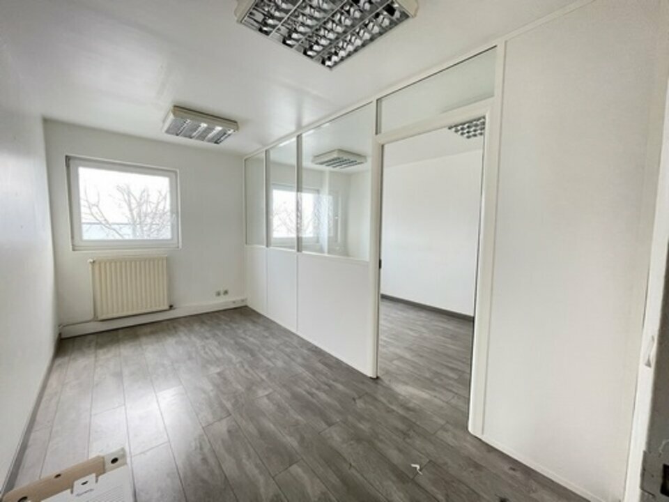 Local Professionnel  - 140m² - ETERVILLE