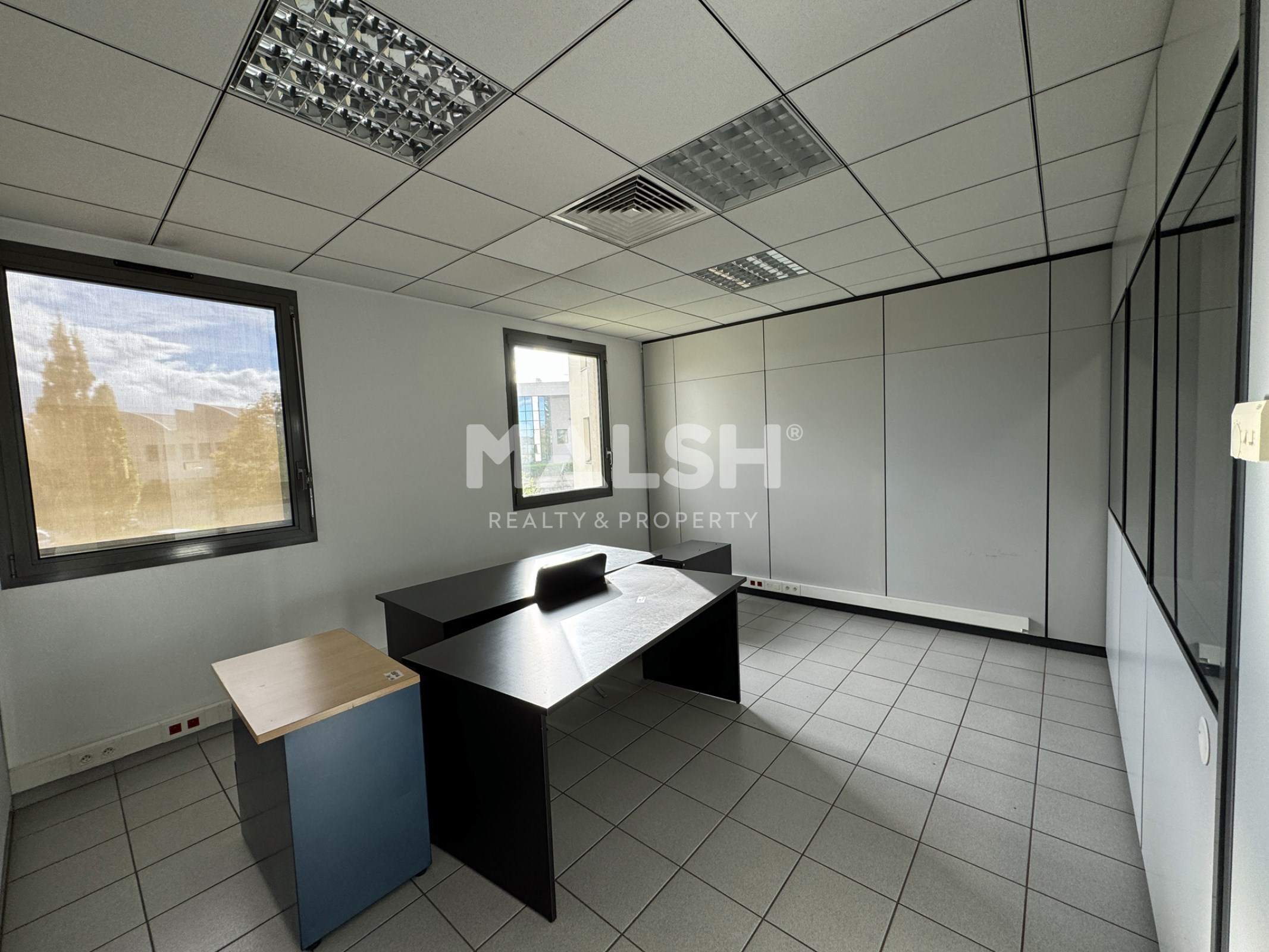 Local Professionnel  - 164m²