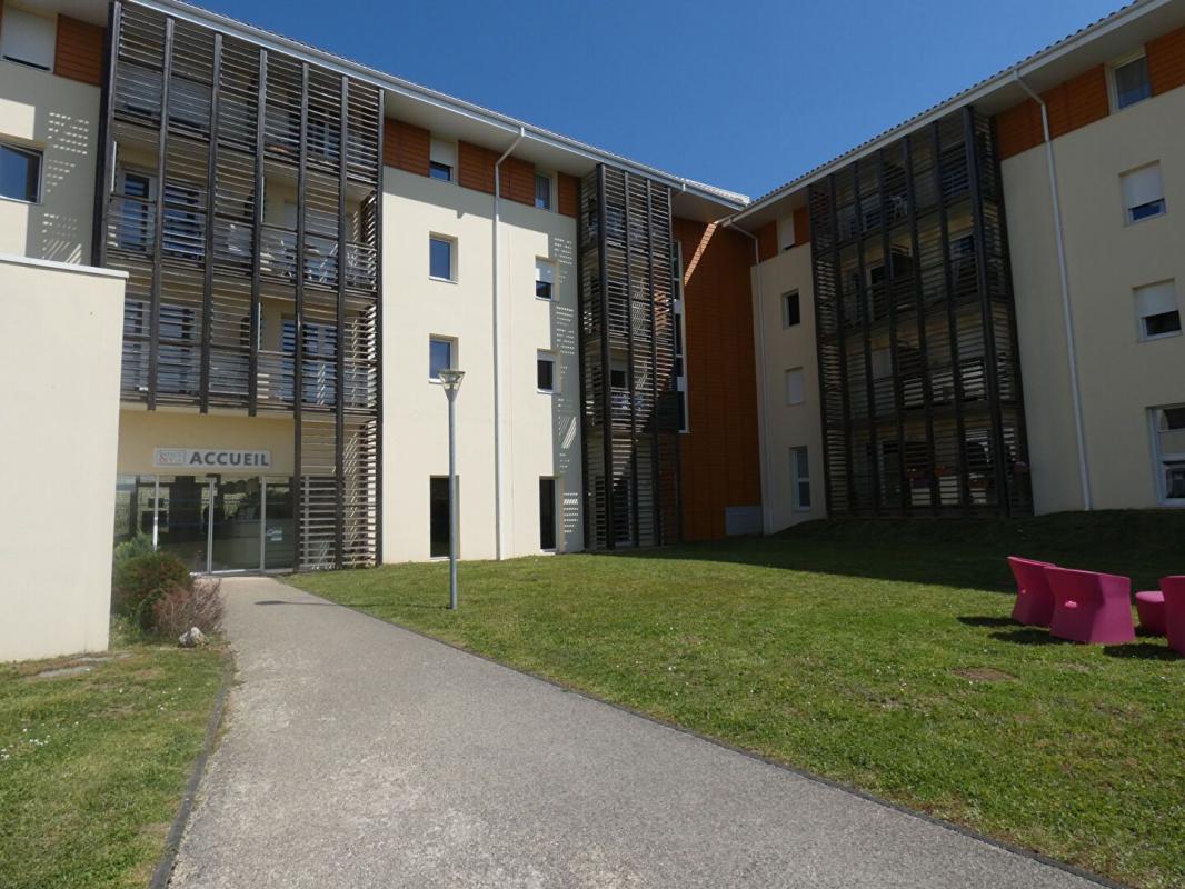 Appartement 2 pièces - 44m² - NIORT